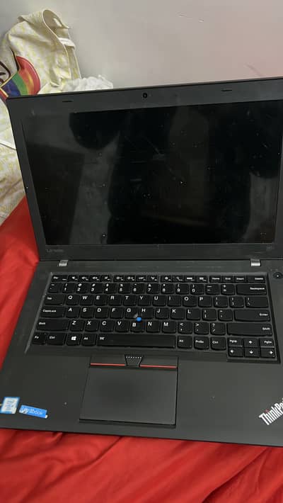Lenovo thinkpad T460 I5-6300 2.4Ghz 256gb ssd