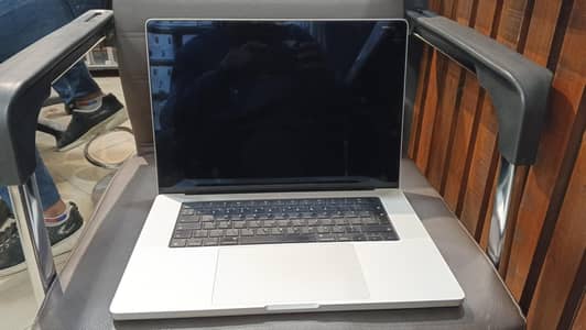 MacBook Pro Max 16-inch 2021