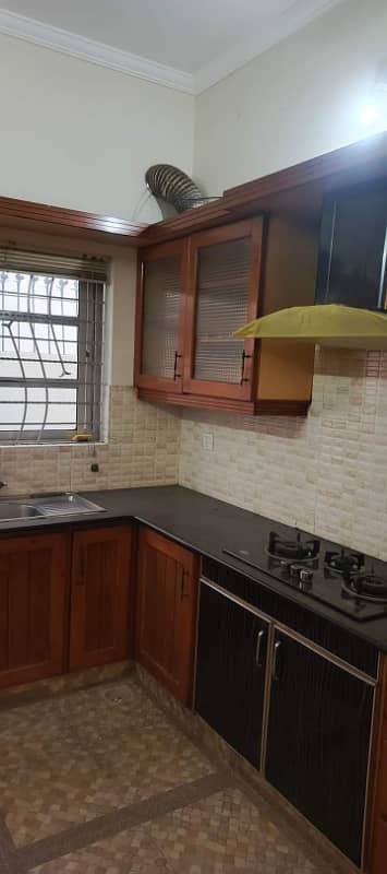 10 Marla ViP Lower Portion Urgent For Rent in Sabzazar