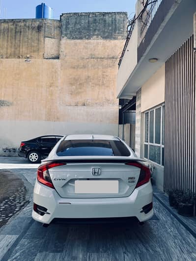 Honda civic rs turbo