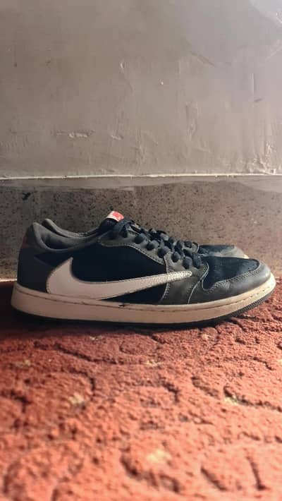 Travis Scott x Nike Air Jordan 1Low