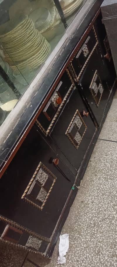 argument sale 2 sid table 1 dressing 1 showcase