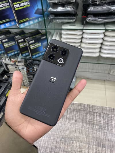 One plus 10pro is up for sale