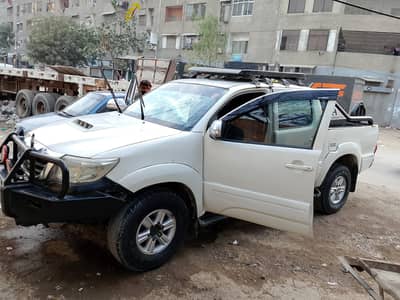 Toyota Hilux D-4D Automatic 2012
