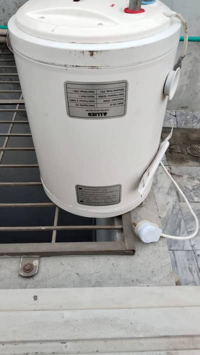 Electric Instant Geyser – 2 Month Used