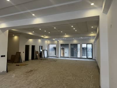 1 Kanal Brand New Commercial Building for Rent Main Boulevard Johar Town