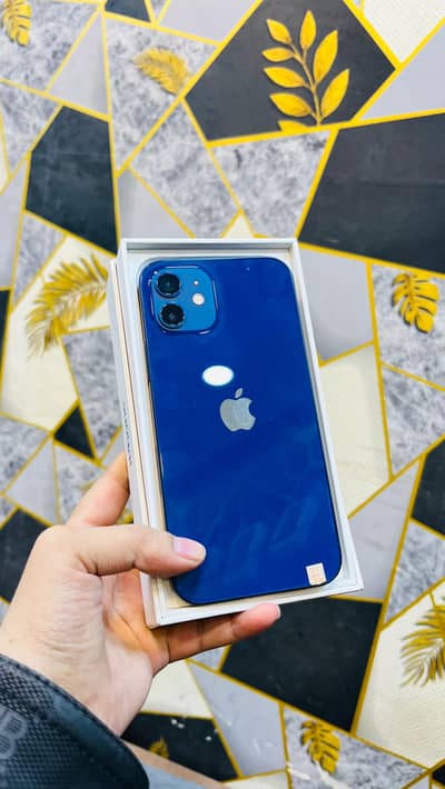 iPhone 12jv 64gb with box cable battery health 93%