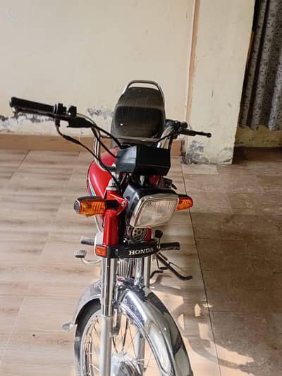 HONDA CD 70 first owner one hand use