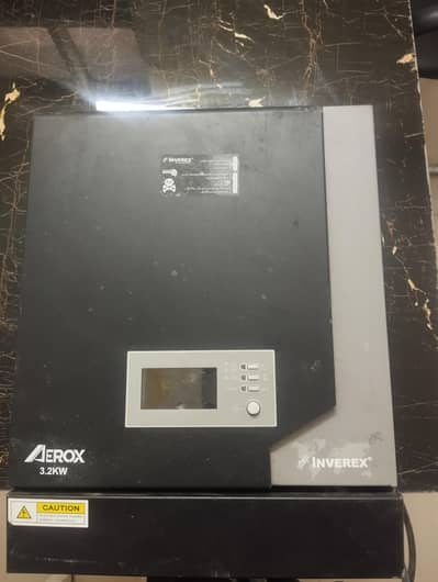 inverex 3.2 KW  dual batterires charge