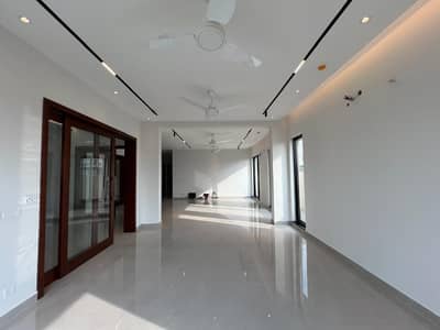 1 Kanal Like Brand New Upper Portion For Rent In DHA Phase 7 - Separate Entrance