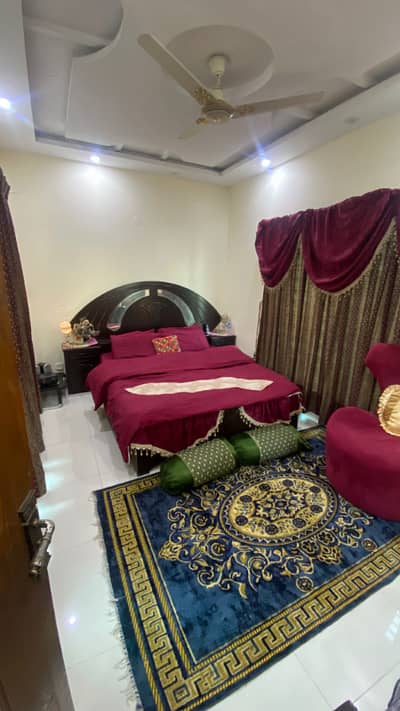 ROOM FOR RENT IN PHASE 8 AIR AVENUE FOR BACHLORS