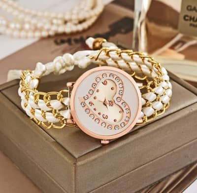 Stylish Women's Quartz Heart Watch With Chain Strap -1Pc