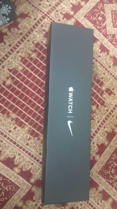 Apple Watch 7series 41mm           Battery Replacement Required Req