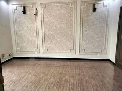 UPPER PORTION FOR RENT WITH GAS