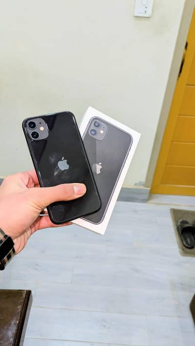 iphone 11 64GB JV with original box And Cable Battery 82 person i