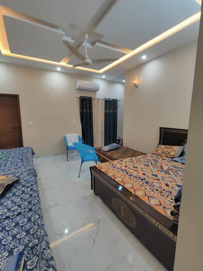 10 Marla Lower Portion Available For Rent