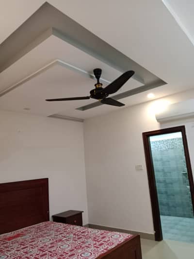 FURNISHED DOUBLE BED ROOMS AVAILABLE FOR RENT