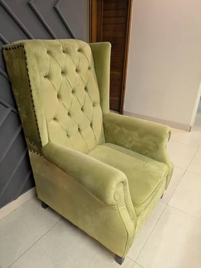 1 Seater New Condition Sofa  Chair  Whatsapp  Number  03416004435