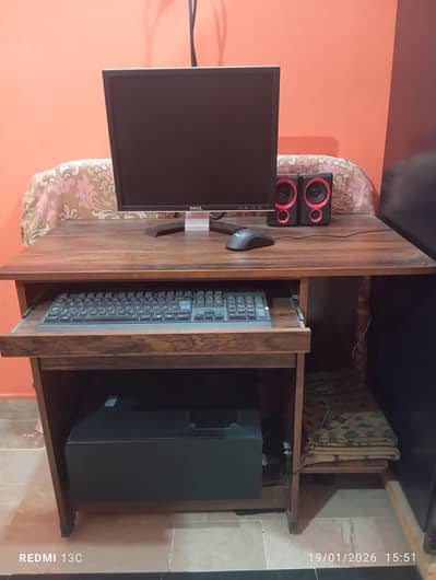 computer table