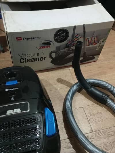 Dawlance Vacuum Cleaner DWVC6724 | Powerful Suction | 10/10 Condition