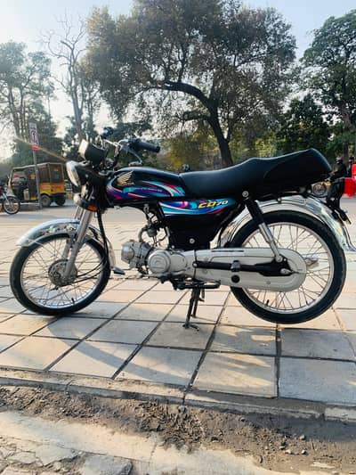 Honda CD 70 Black
