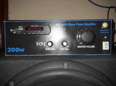 Amplifier 200 watt RMS