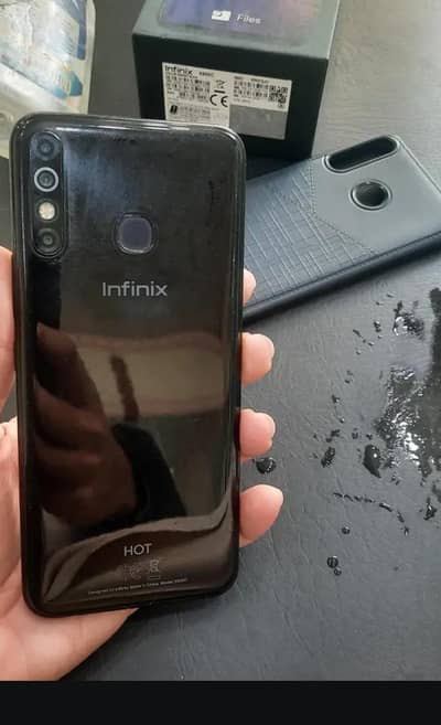INFINIX HOT 8 URGENT SELL