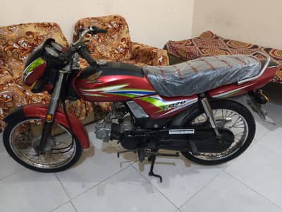 Honda CD70 Dream (2017)Call, 03036828292
