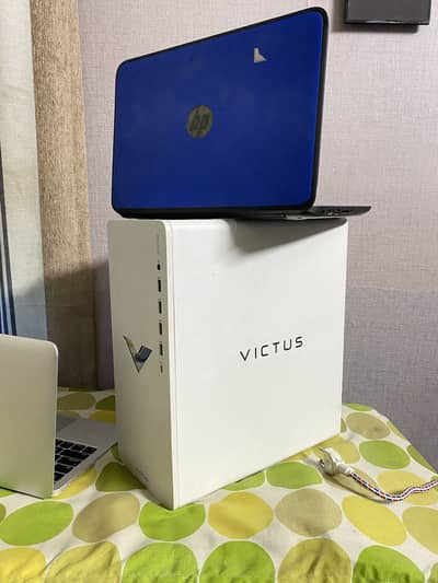 HP VICTUS CORE I5 13th gen