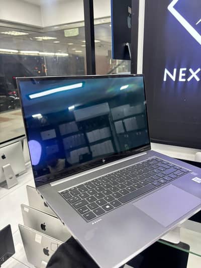 HP ZBook Studio G7 i7 10th Gen | 32GB RAM | 512GB SSD | RTX 2070 | 4K