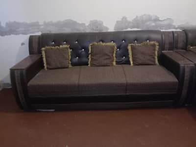 Premium Leatherette & Fabric 5-Seater Sofa - Sparingly Used.
