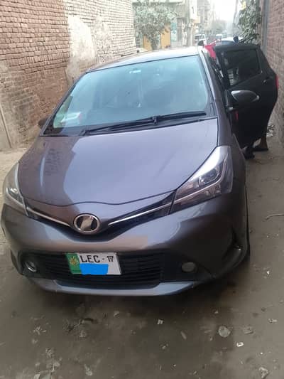 Toyota Vitz 2017