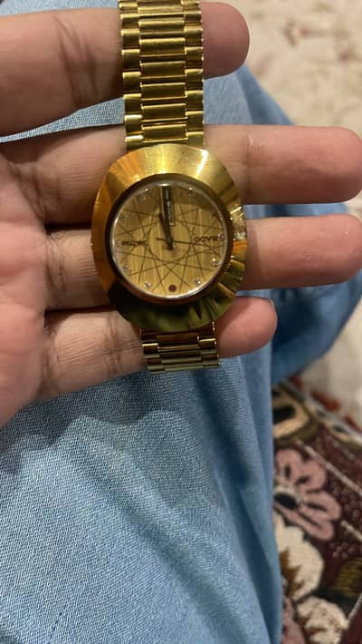 It's waterproof and scratch proof