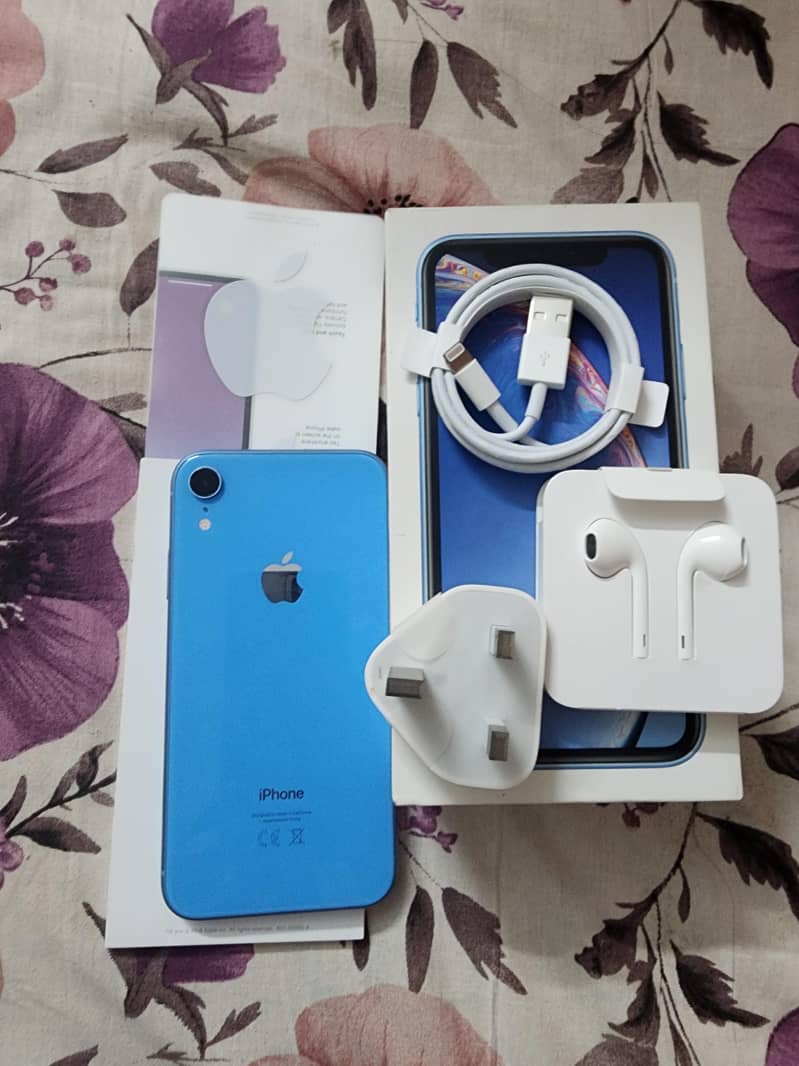 iphone xr factory unlock 83% bh complete original box - Mobile Phones ...