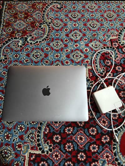 Macbook Pro 2018 13 inch