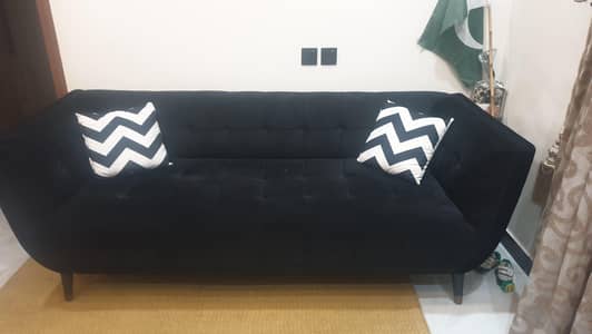 black turkesh sofa set almost new