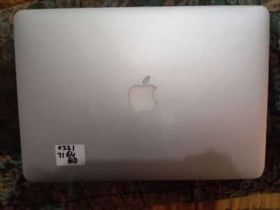 MacBook air 14 model