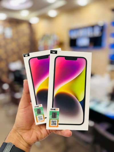 Brand New Box Pack Apple Iphone 14 128GB Starlight Gnext PTA Approved