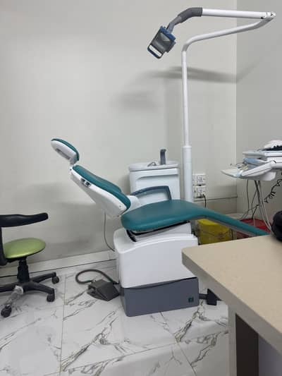 Female Dentist Required