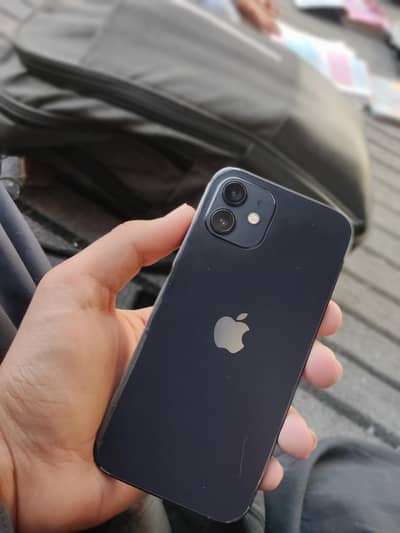 I phone 12 factory unlocked 10/10