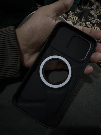 Iphone 15 pro max Magnetic Safe Cover