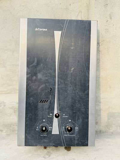 Corona instant geyser gas
