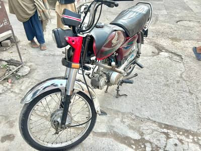 CD 70 cc bike 2017/2018 model