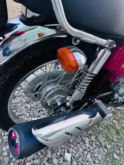 Honda 125 urgent need for money