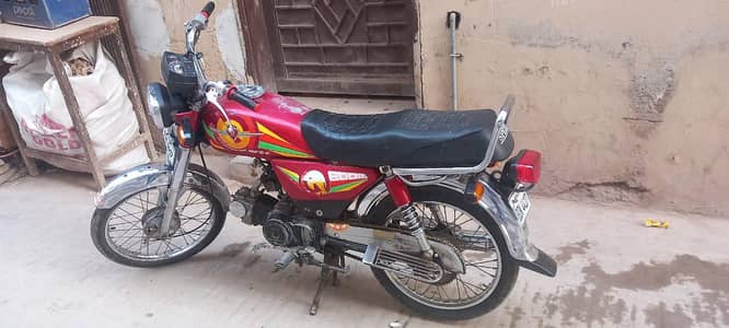 Metro 70 2012 model Good condition for sale