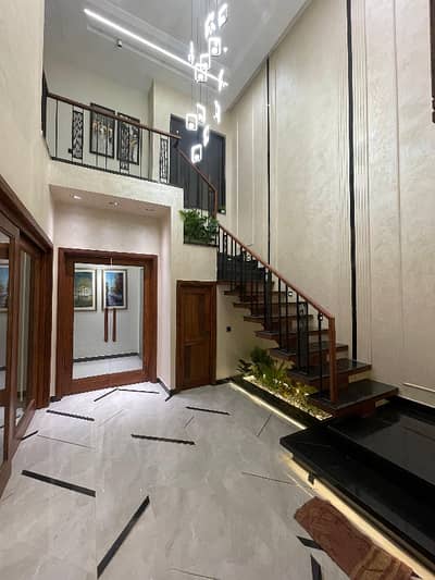 House For Sale In Formanites Near Dha Phase 5 Lahore
