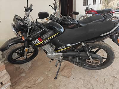 YBR G 21 MODEL NEW FRESH PEICE ONE HAND USE ONLY 8K