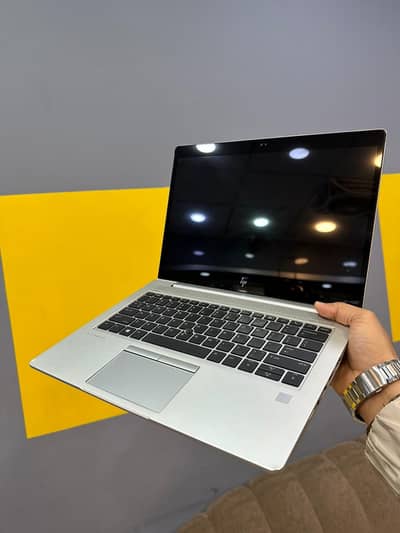 HP EliteBook 735 G5 / Ryzen 5 Pro / 8GB RAM / 256GB SSD