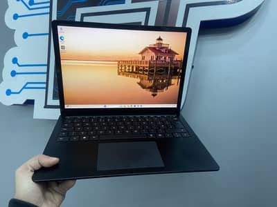 Surface Laptop 4 Core i7 Generation 11th 16gb ram 256gb ssd Touch