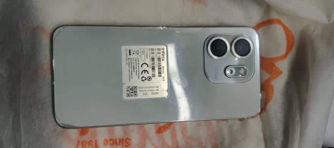 Infinix smart 9 4 +4 ma ha 128 GB storage ha